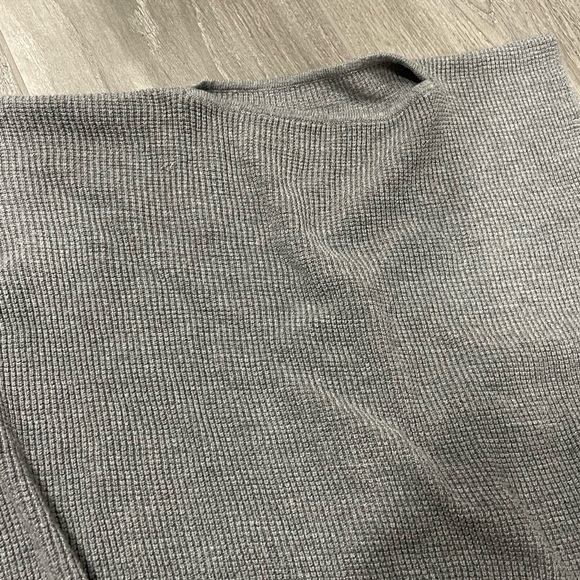 COPY - Lululemon Forward Flow gray poncho- O/S - Picture 10 of 11